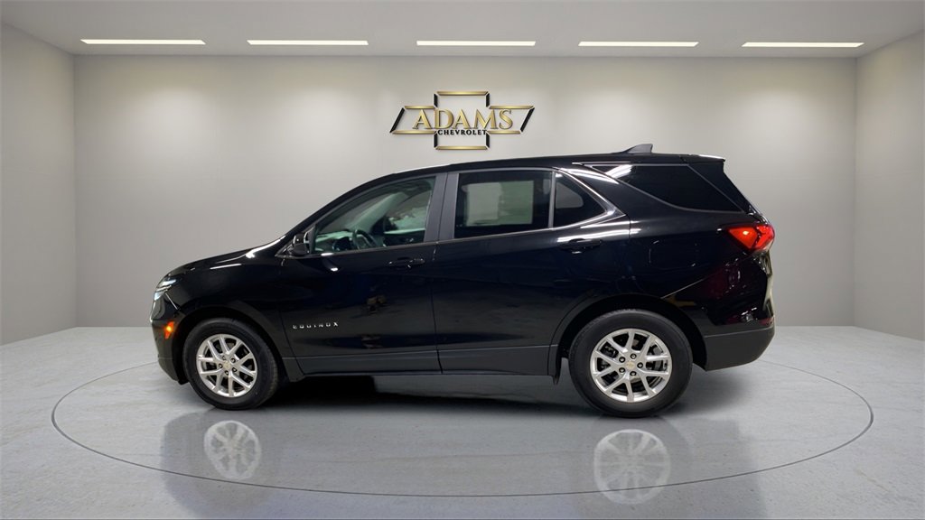 2023 Chevrolet Equinox LT photo 3