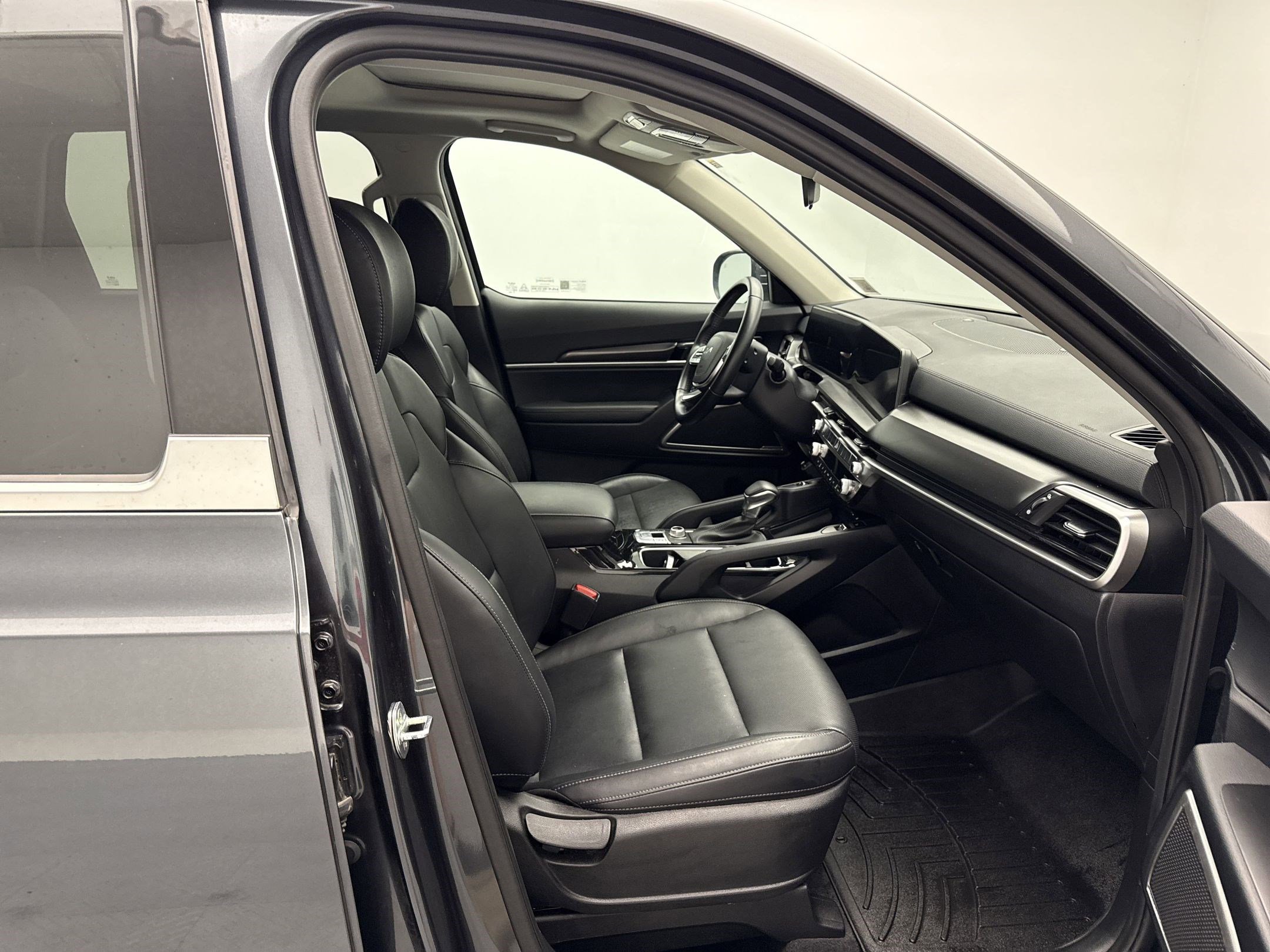 2023 Kia Telluride S photo 27