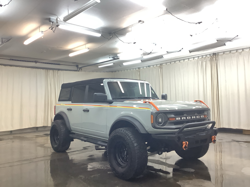 2023 Ford Bronco Big Bend photo 3