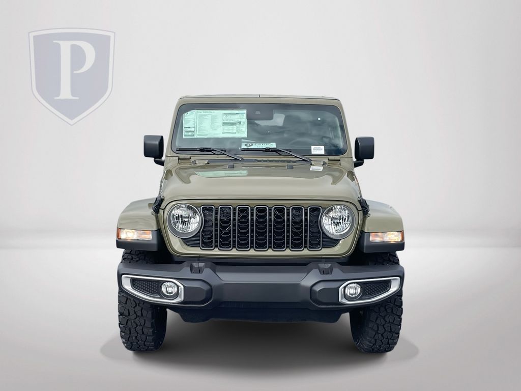 2025 Jeep Gladiator Sport photo 2
