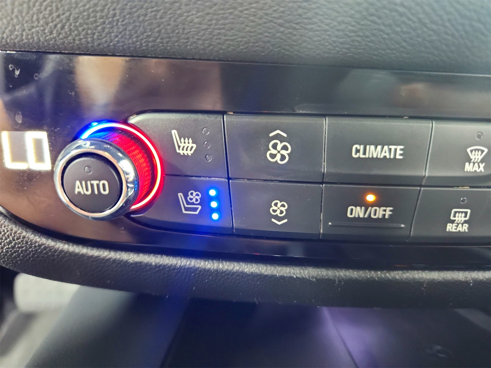 2024 Buick Enclave Premium photo 34
