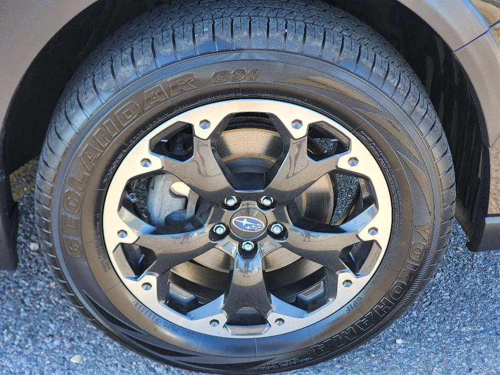 2023 Subaru Crosstrek Premium photo 3