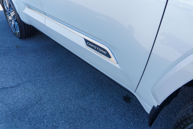 2023 Toyota Sequoia Capstone photo 6