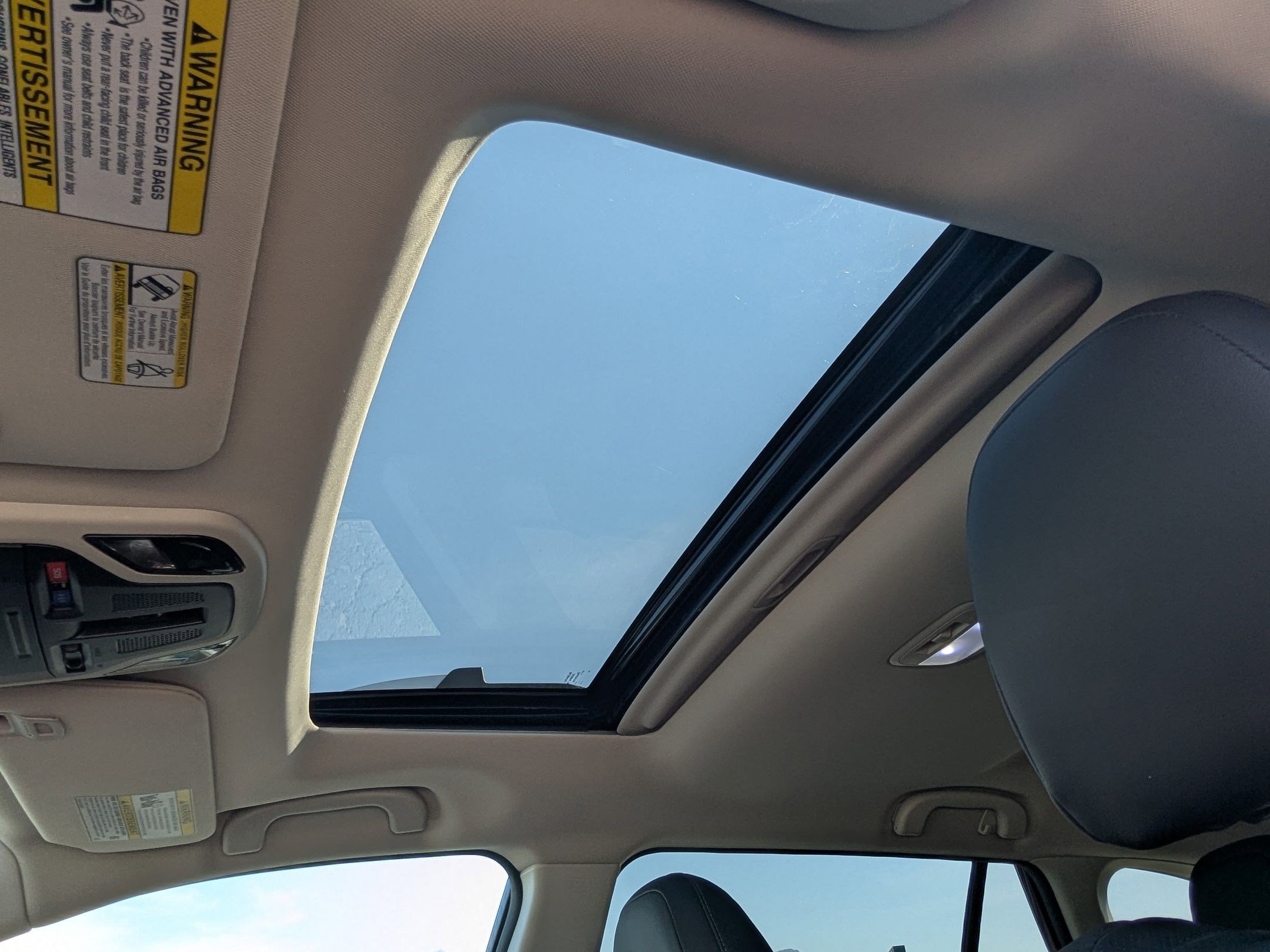 2023 Subaru Outback Touring XT photo 27