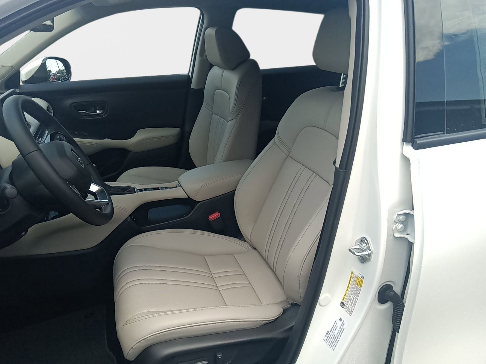 2026 Honda HR-V EX-L photo 11