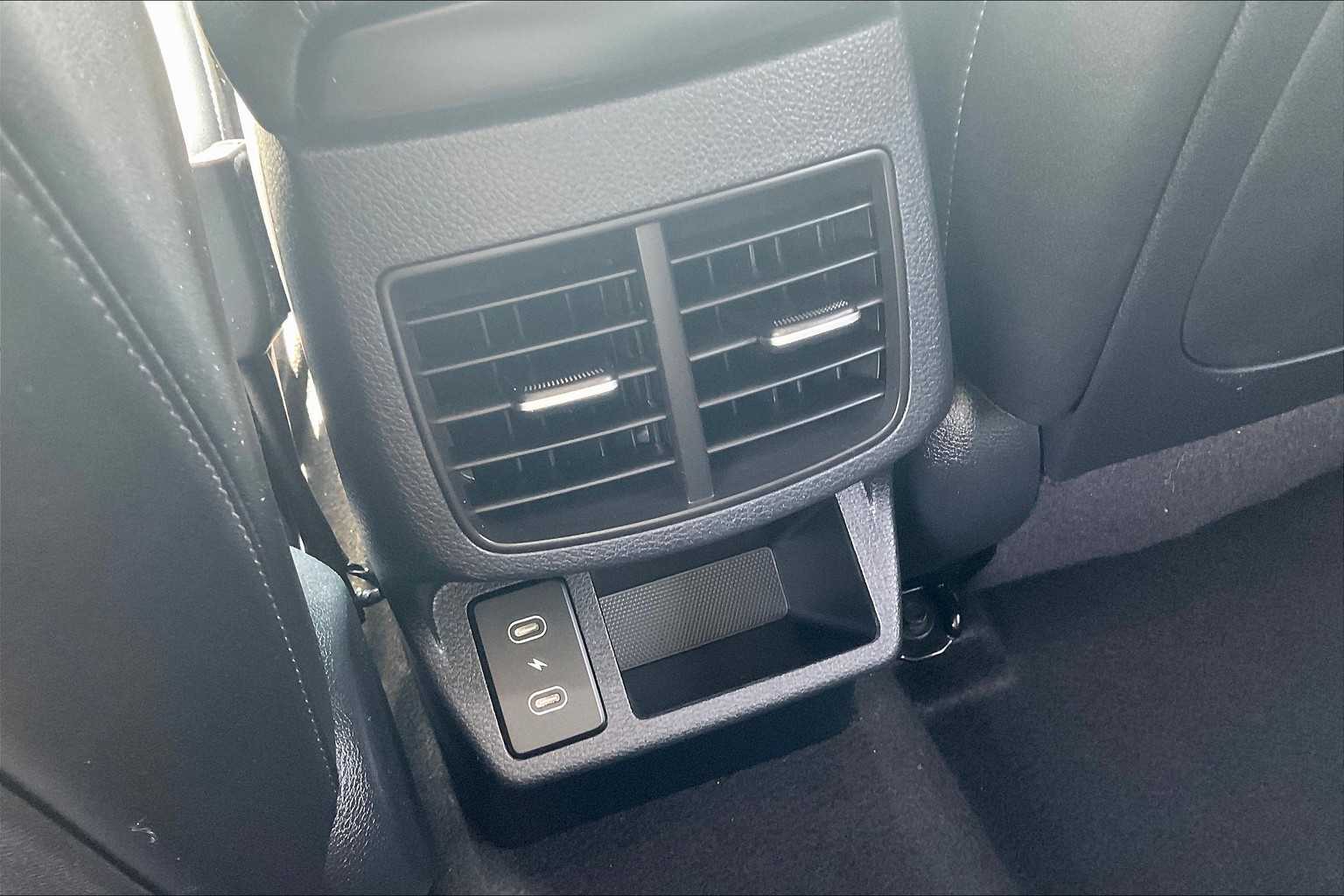 2024 Kia Seltos EX photo 27
