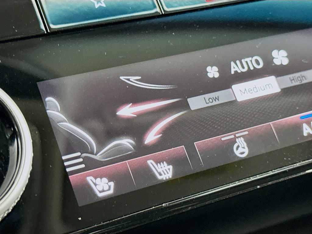 2022 Genesis GV80 3.5T photo 16
