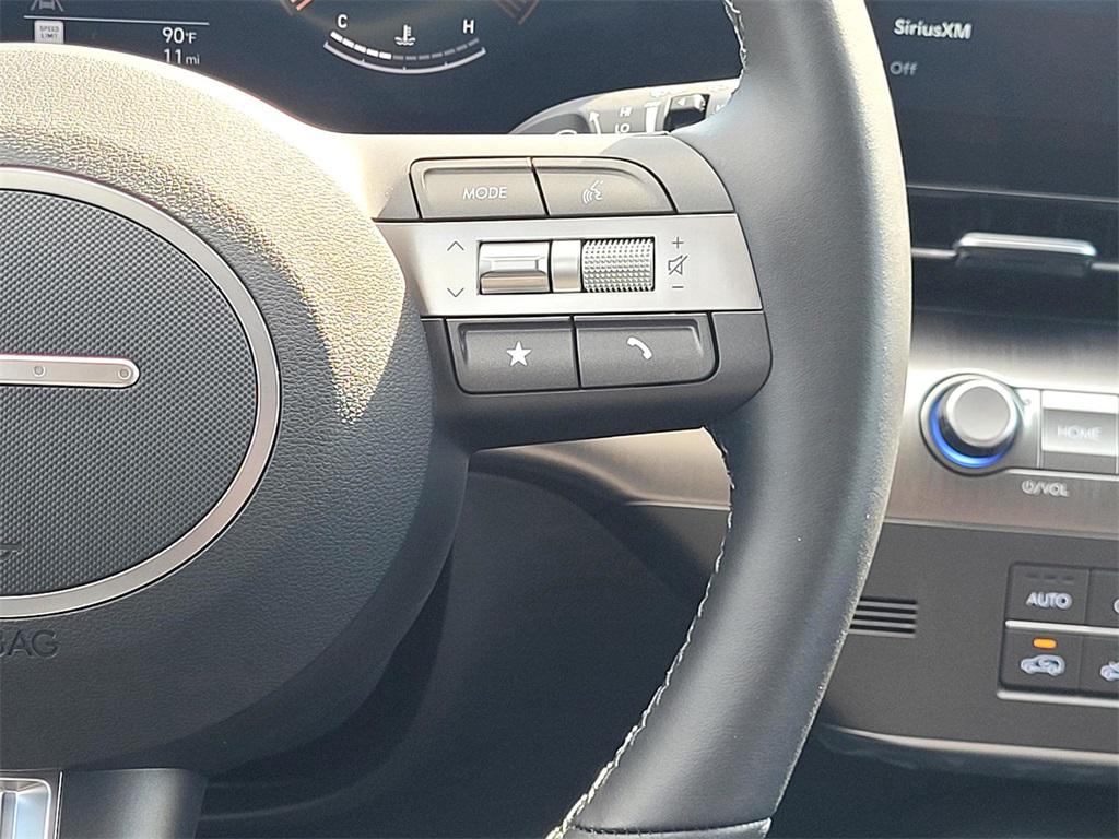 2026 Hyundai Kona SEL photo 25