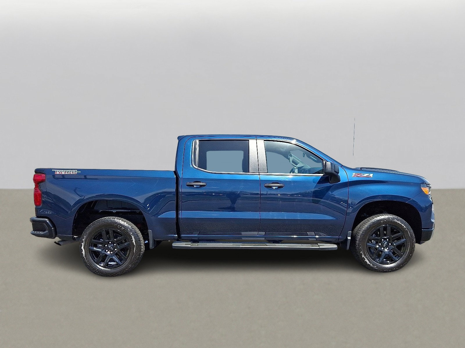 2023 Chevrolet Silverado 1500 Custom Trail Boss photo 12