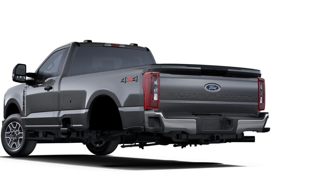 2025 Ford F-250 XLT photo 2