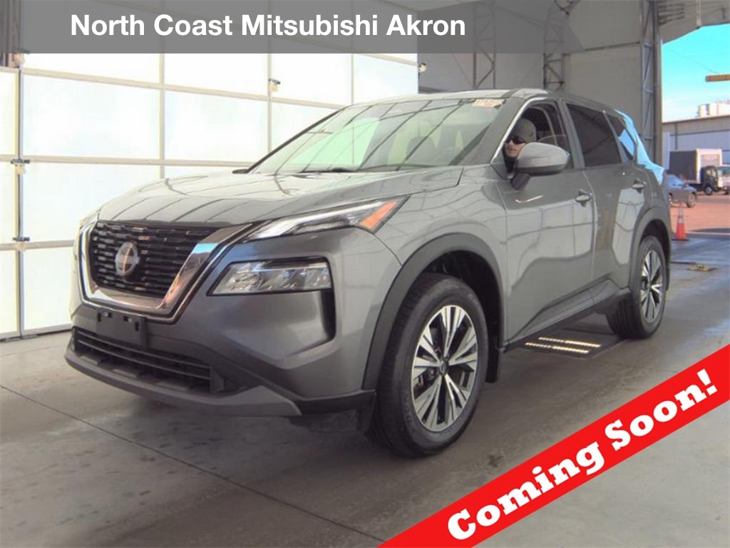 2023 Nissan Rogue SV's photo