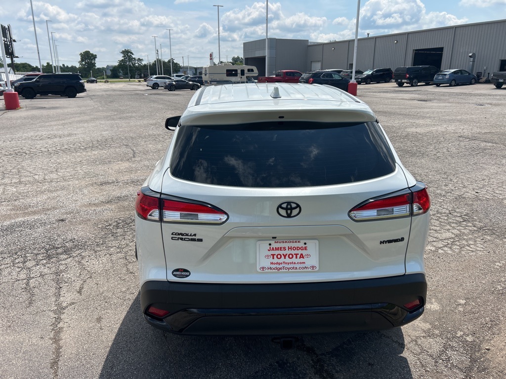2024 Toyota Corolla Hybrid XSE photo 7