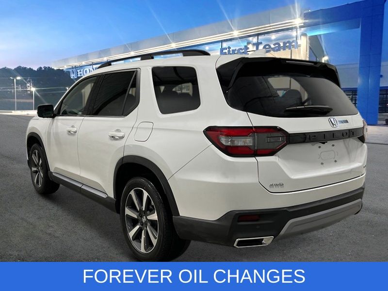 2025 Honda Pilot Elite photo 2