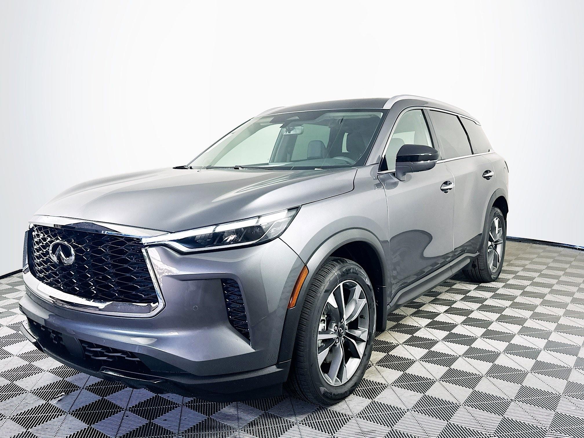 2025 Infiniti QX60 Luxe photo 3