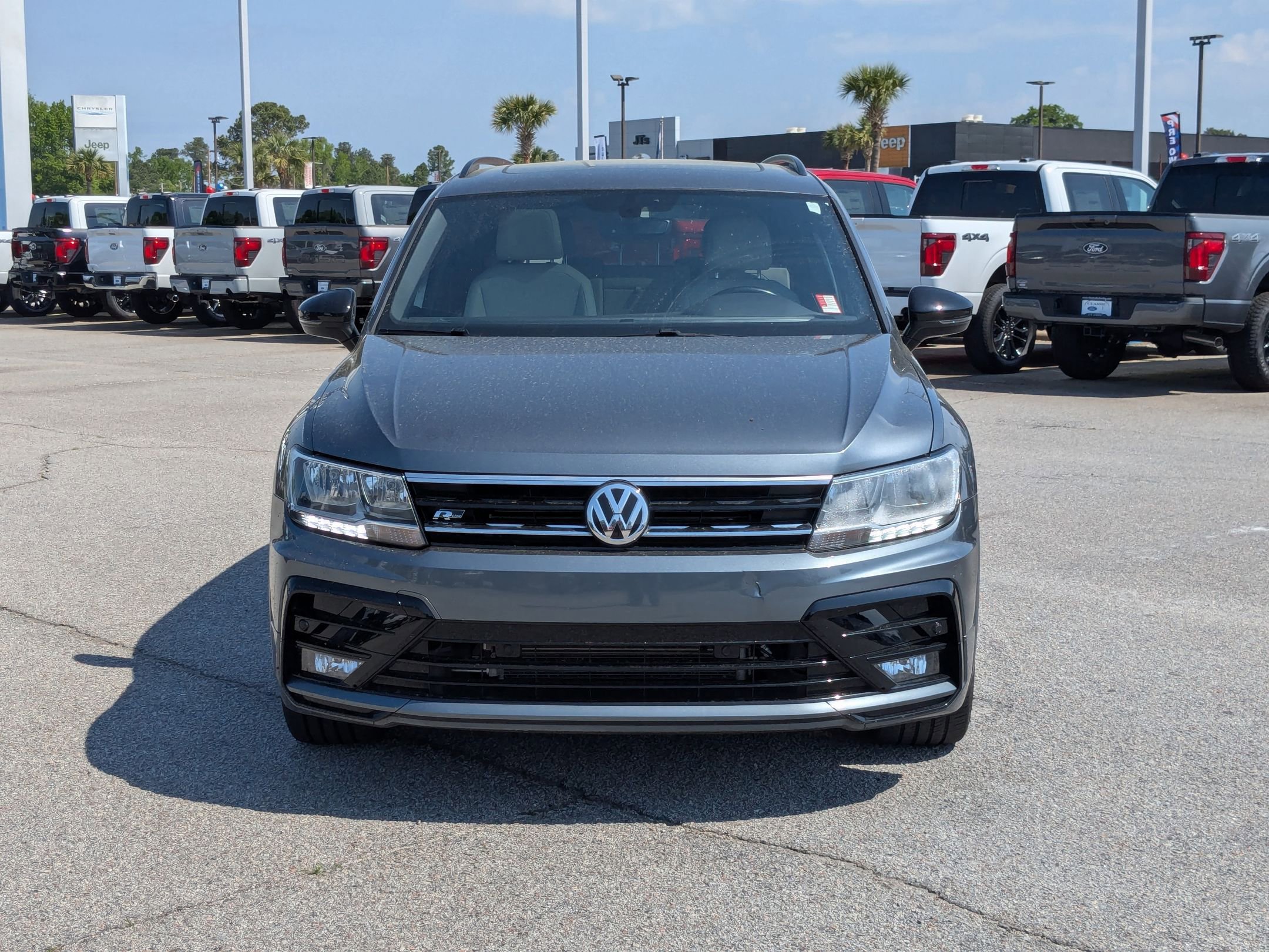 2021 Volkswagen Tiguan SE R-Line Black photo 2