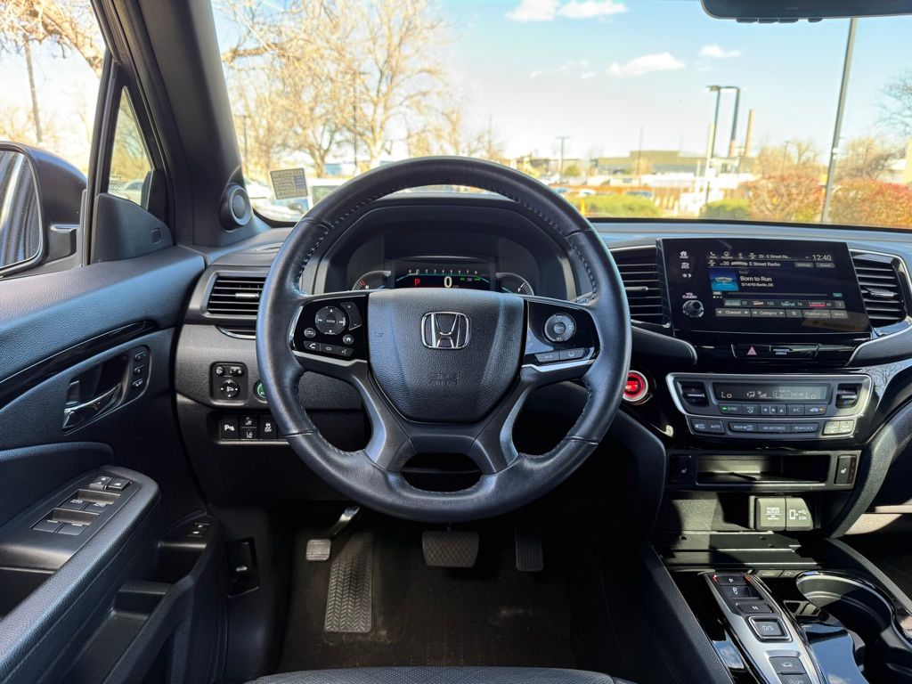 2021 Honda Passport Touring photo 2