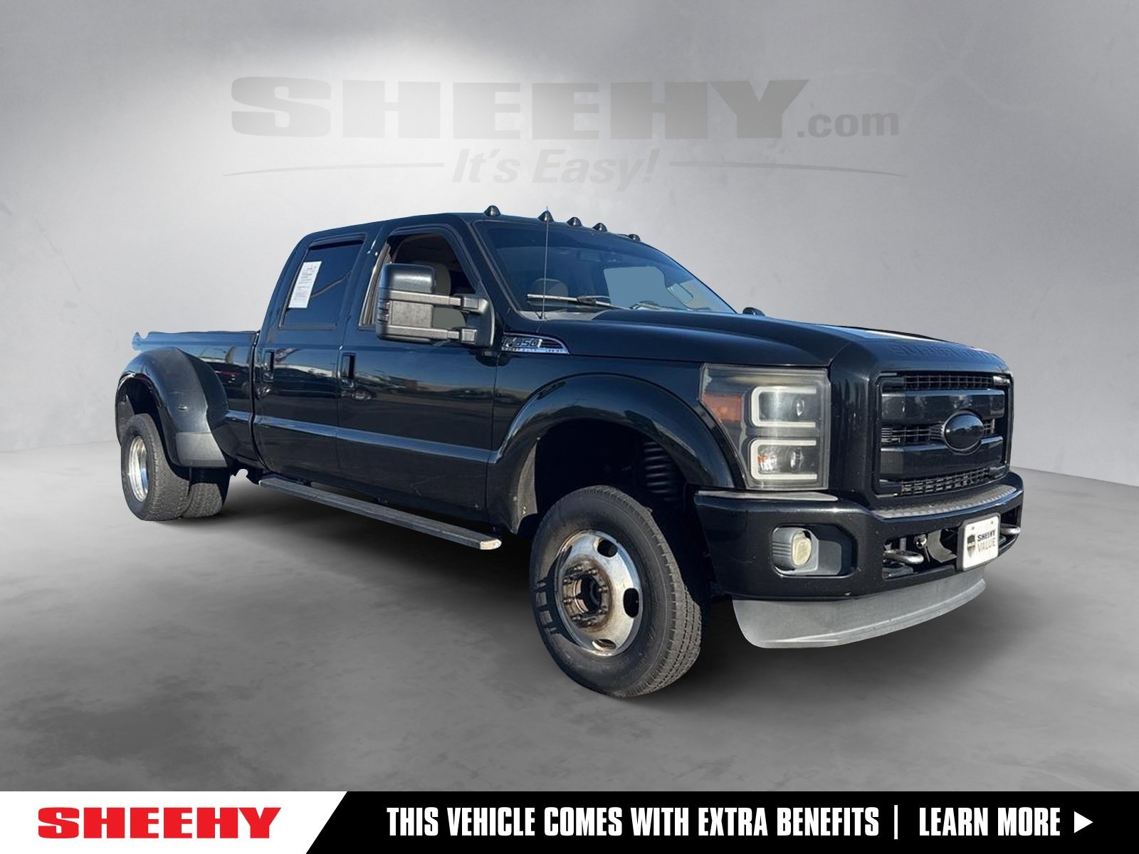 2011 Ford F-350 Super Duty Lariat's photo