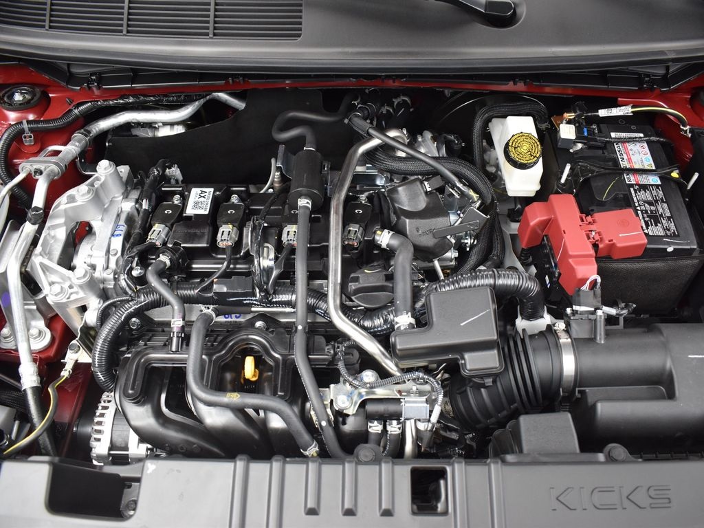 2026 Nissan Kicks SV photo 32