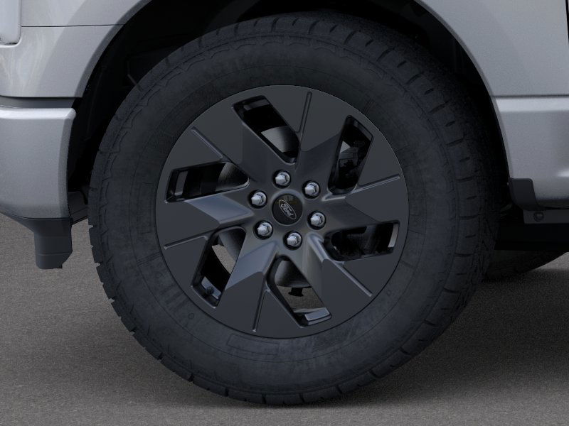 2025 Ford F-150 Lightning Lariat photo 19