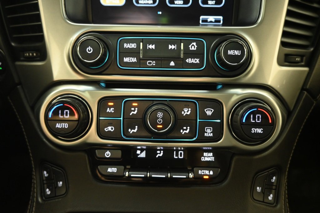 2019 Chevrolet Suburban Premier photo 31