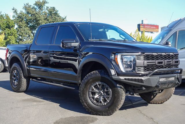 2021 Ford F-150 Raptor photo 2