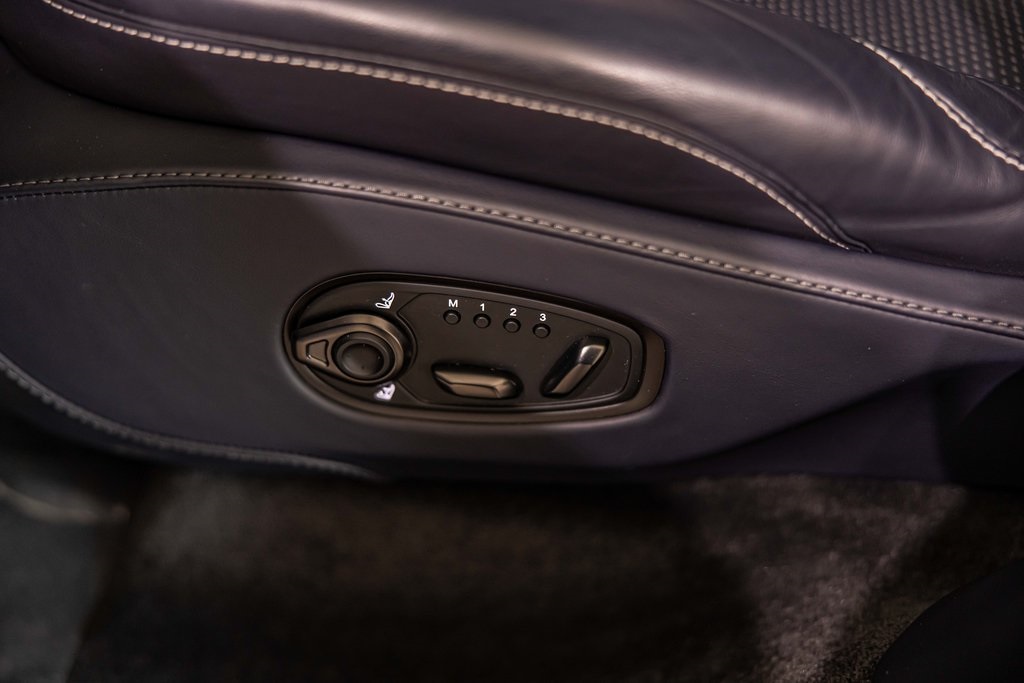 2025 ASTON MARTIN DBX - Image 24