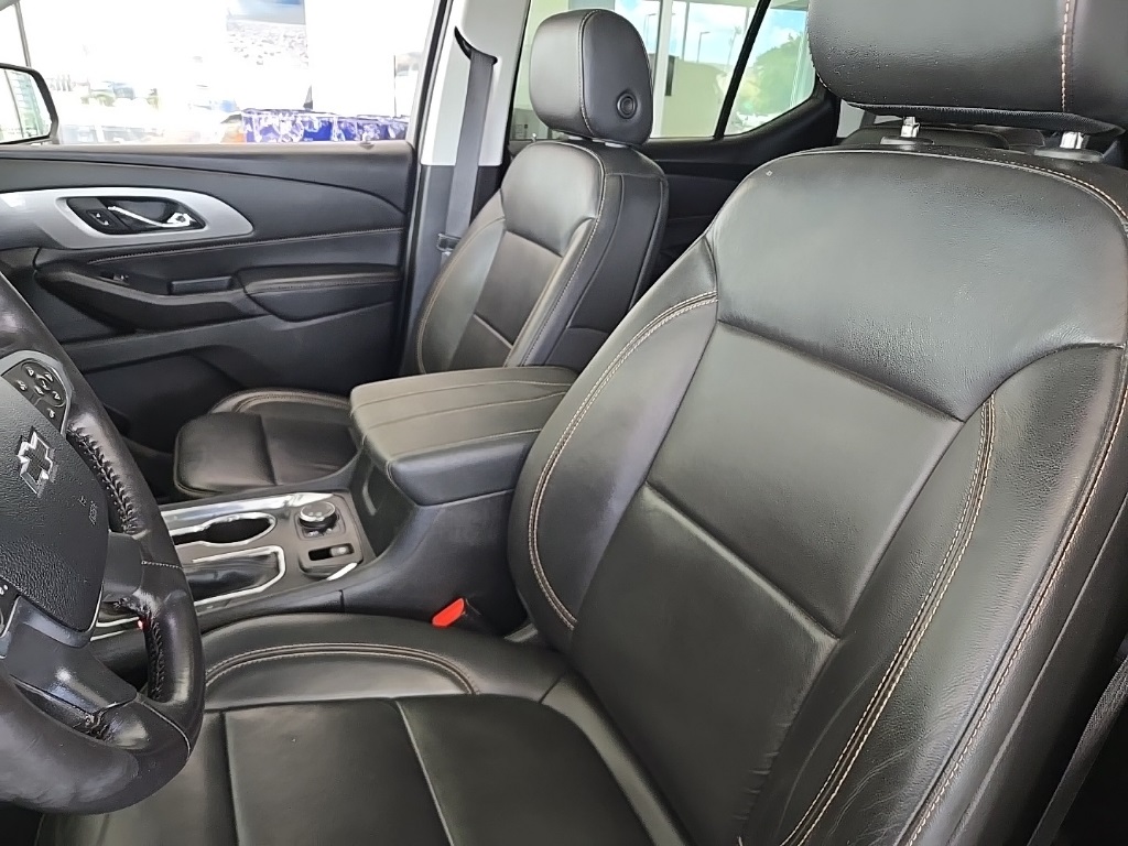 2021 Chevrolet Traverse RS photo 19