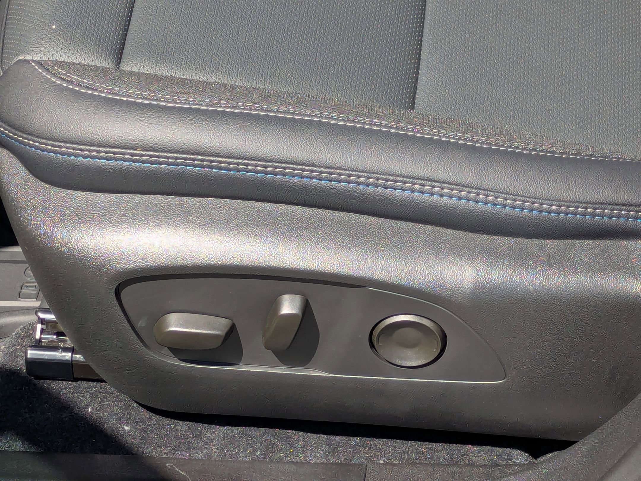 2026 Chevrolet Equinox EV 1LT photo 12