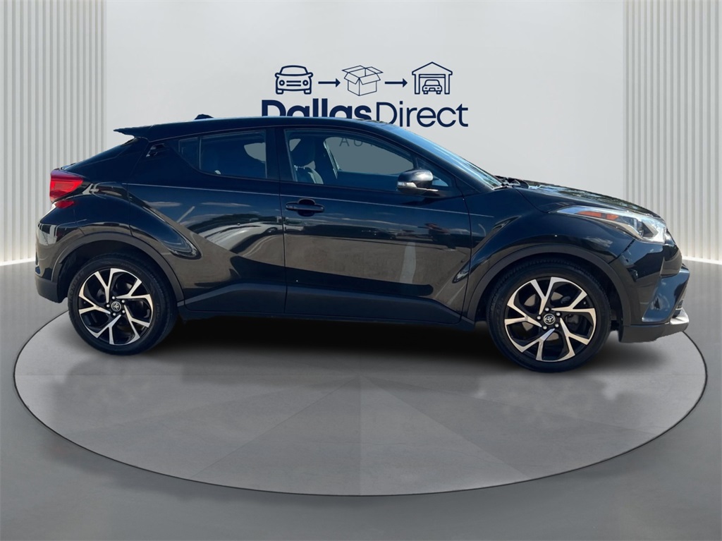 2018 Toyota C-HR XLE photo 4
