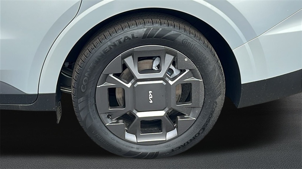 2026 Kia Carnival SX photo 4