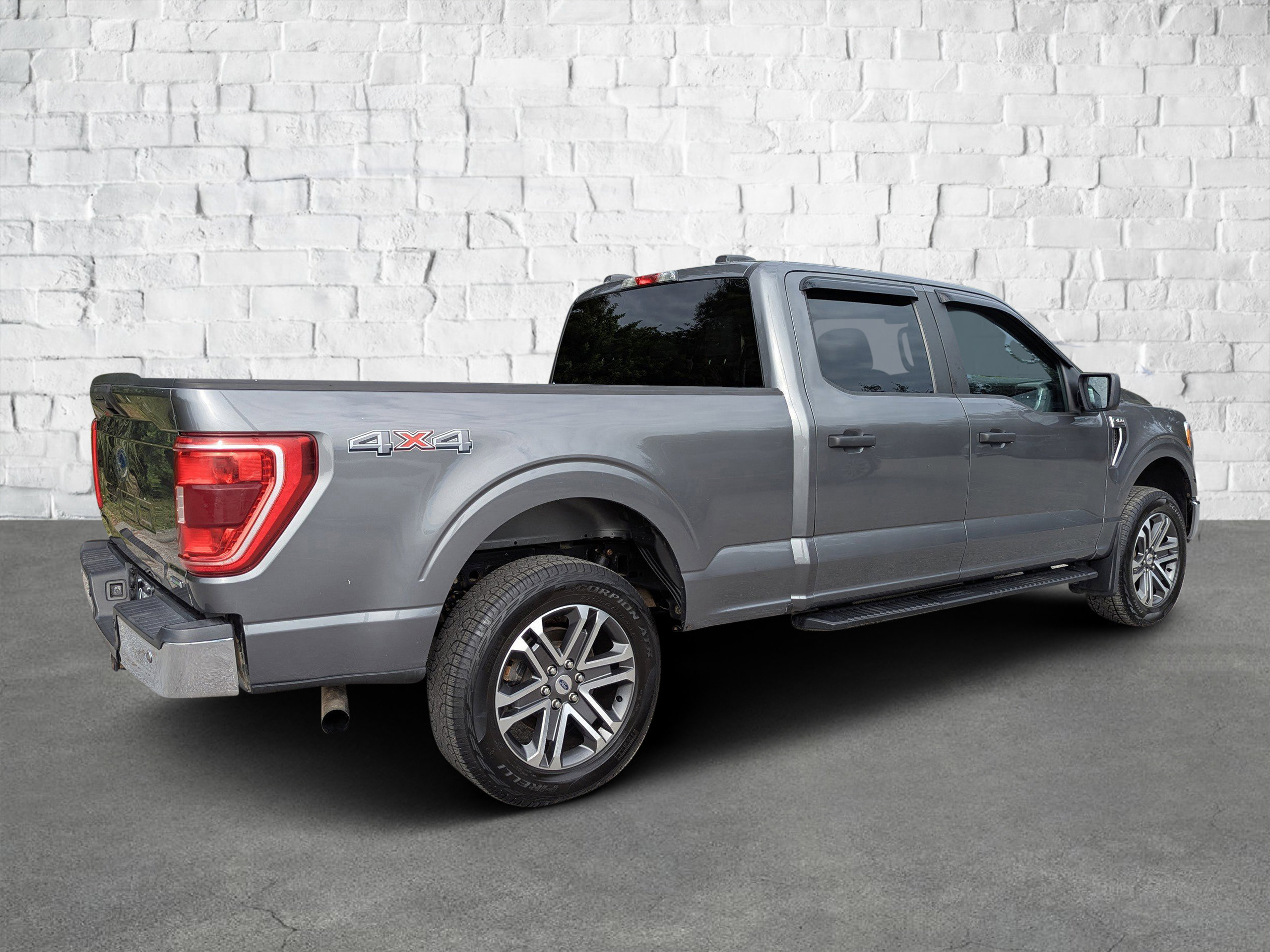 2022 Ford F-150 XLT photo 4
