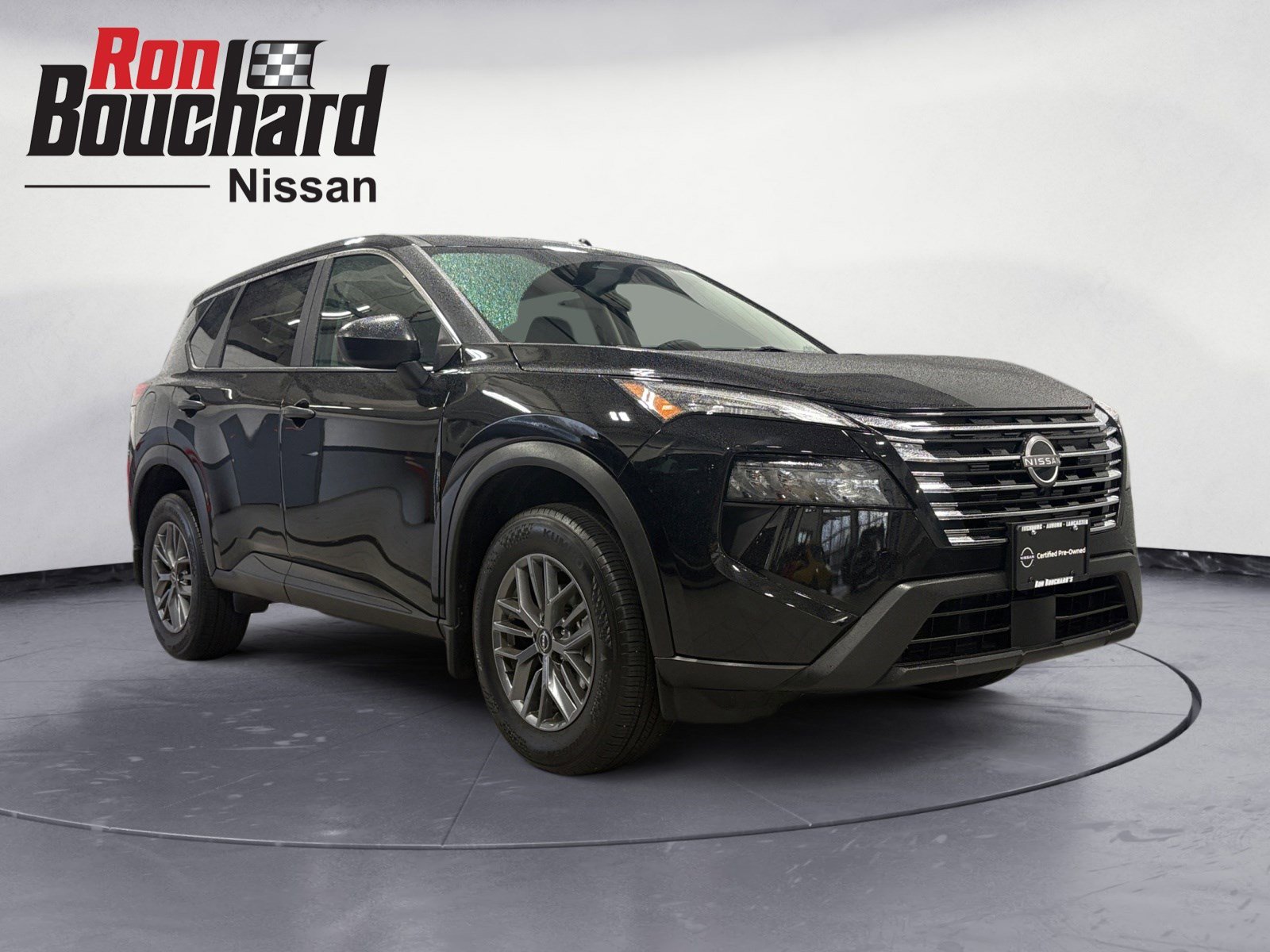 2024 Nissan Rogue S's photo