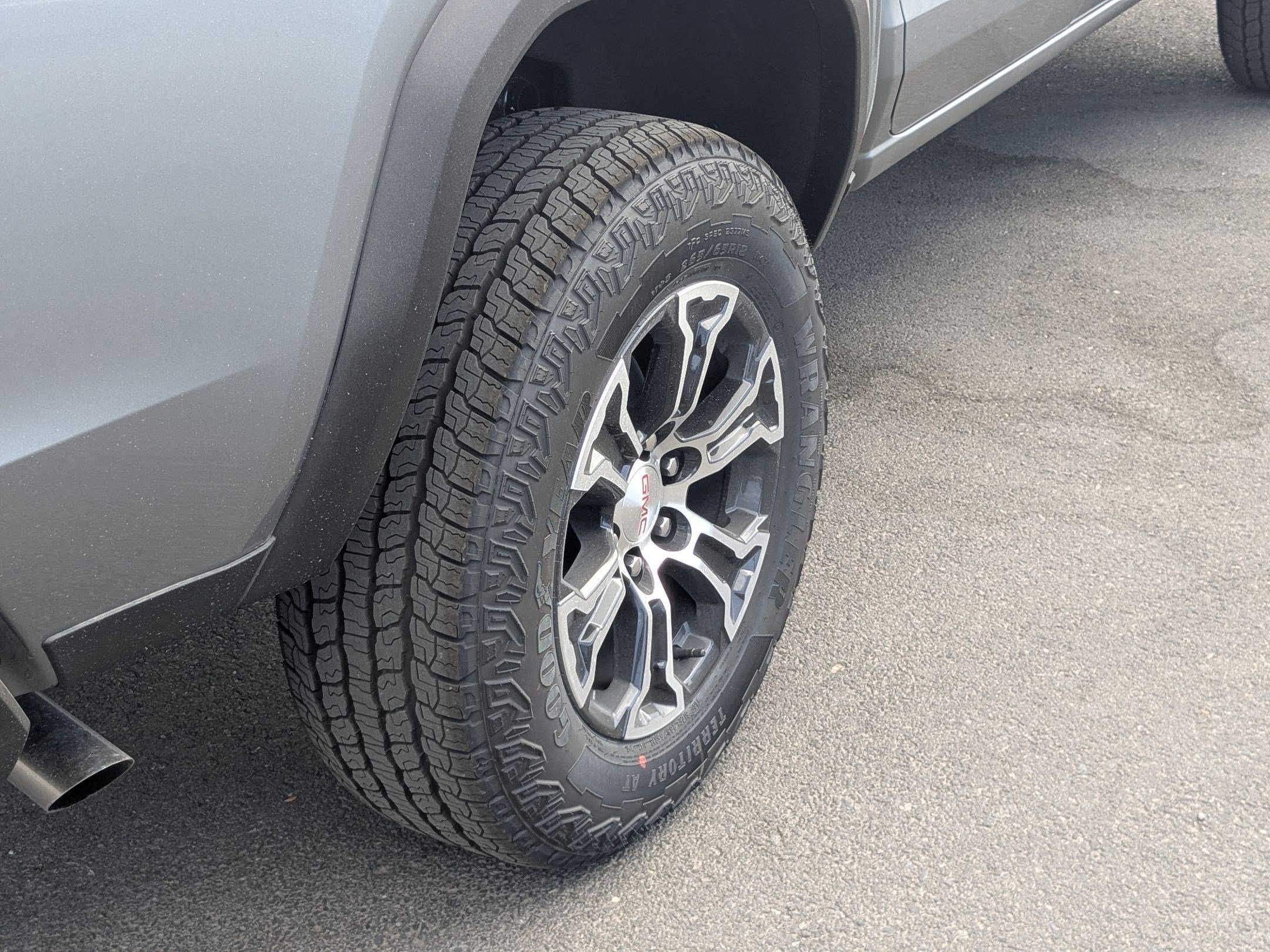 2025 Gmc Canyon AT4 photo 15