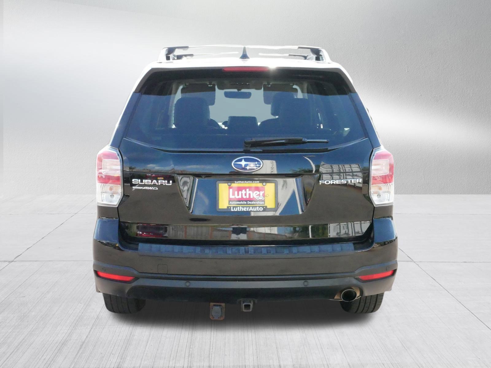 2018 Subaru Forester Touring photo 7