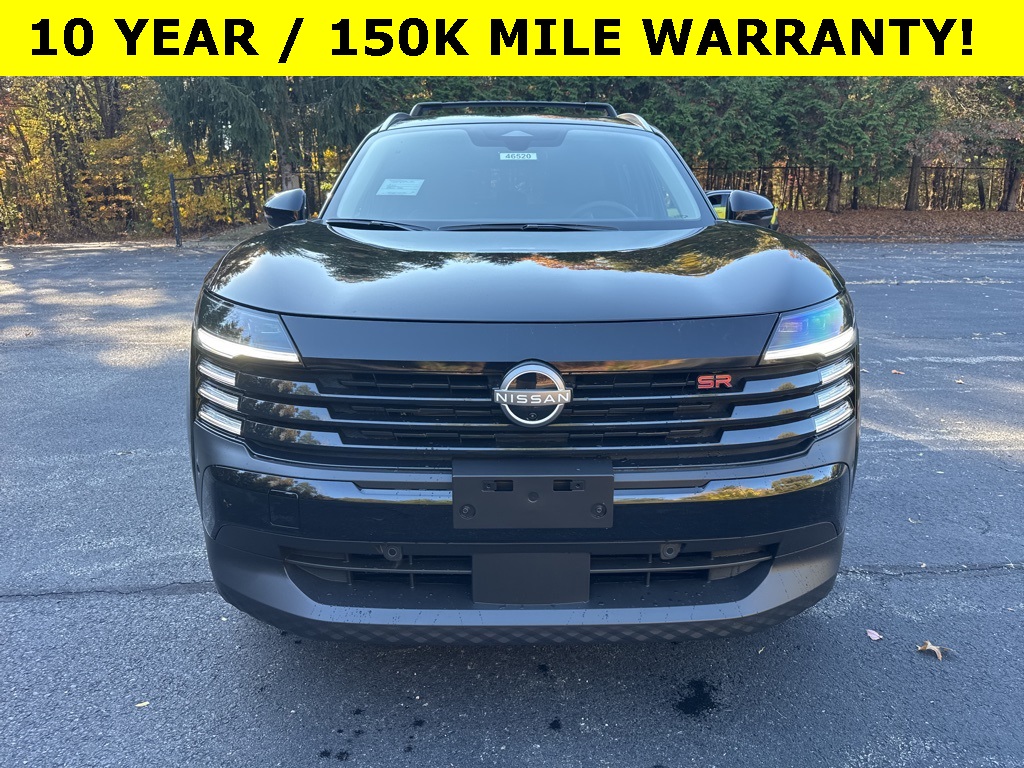 2026 Nissan Kicks SR photo 2