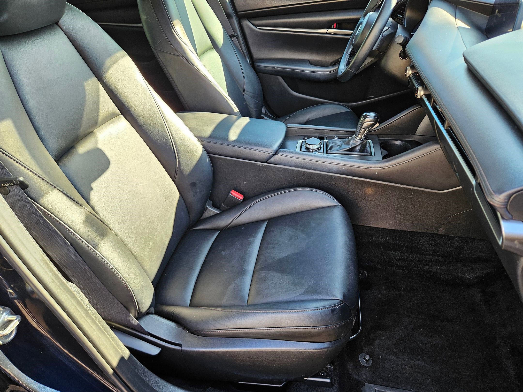 2022 Mazda Mazda3 Select photo 18