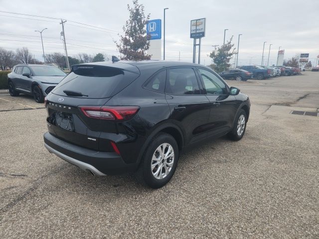 2025 Ford Escape Active photo 3
