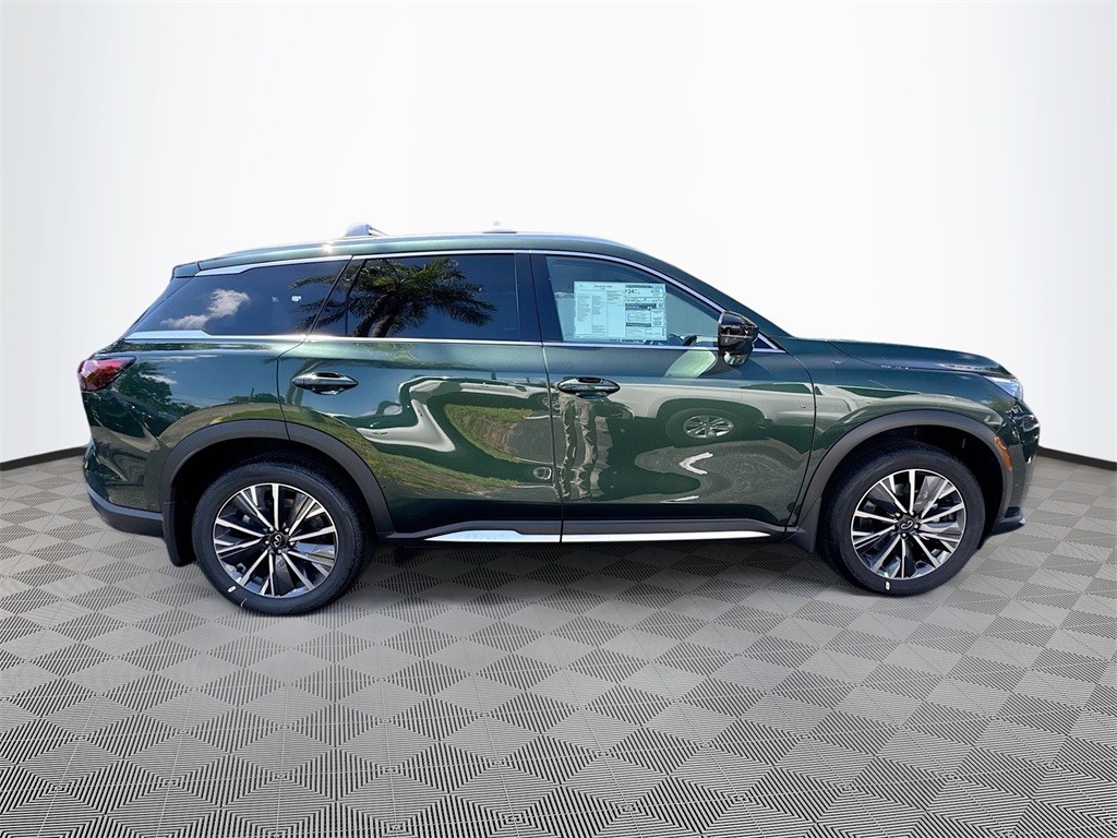 2026 Infiniti QX60 Luxe photo 8