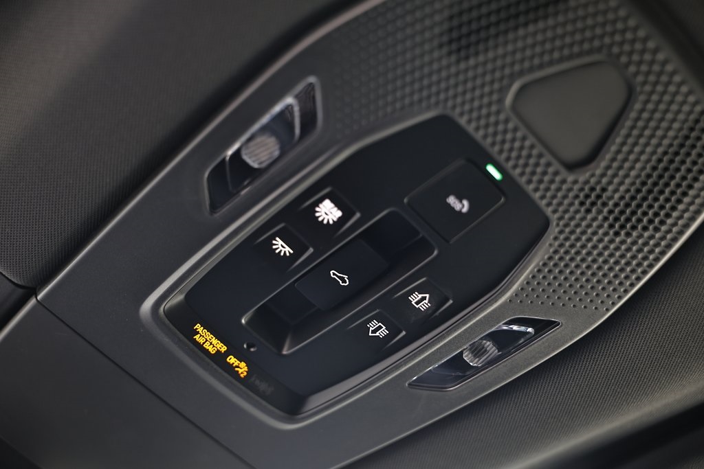 2024 Porsche Macan Electric 4 photo 38
