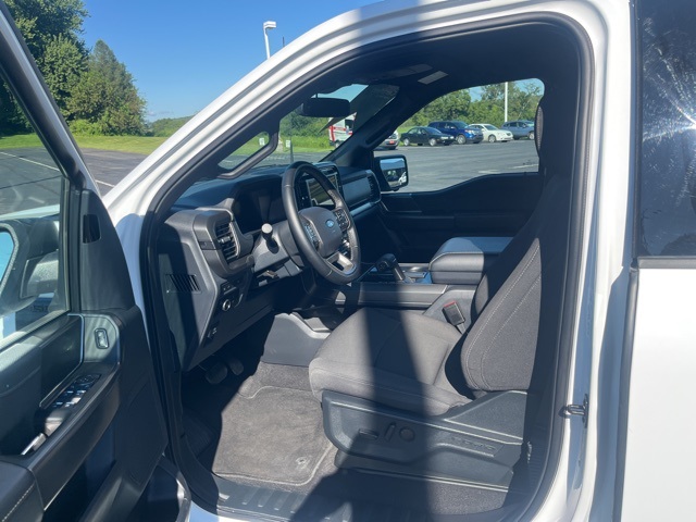 2024 Ford F-150 XLT photo 5