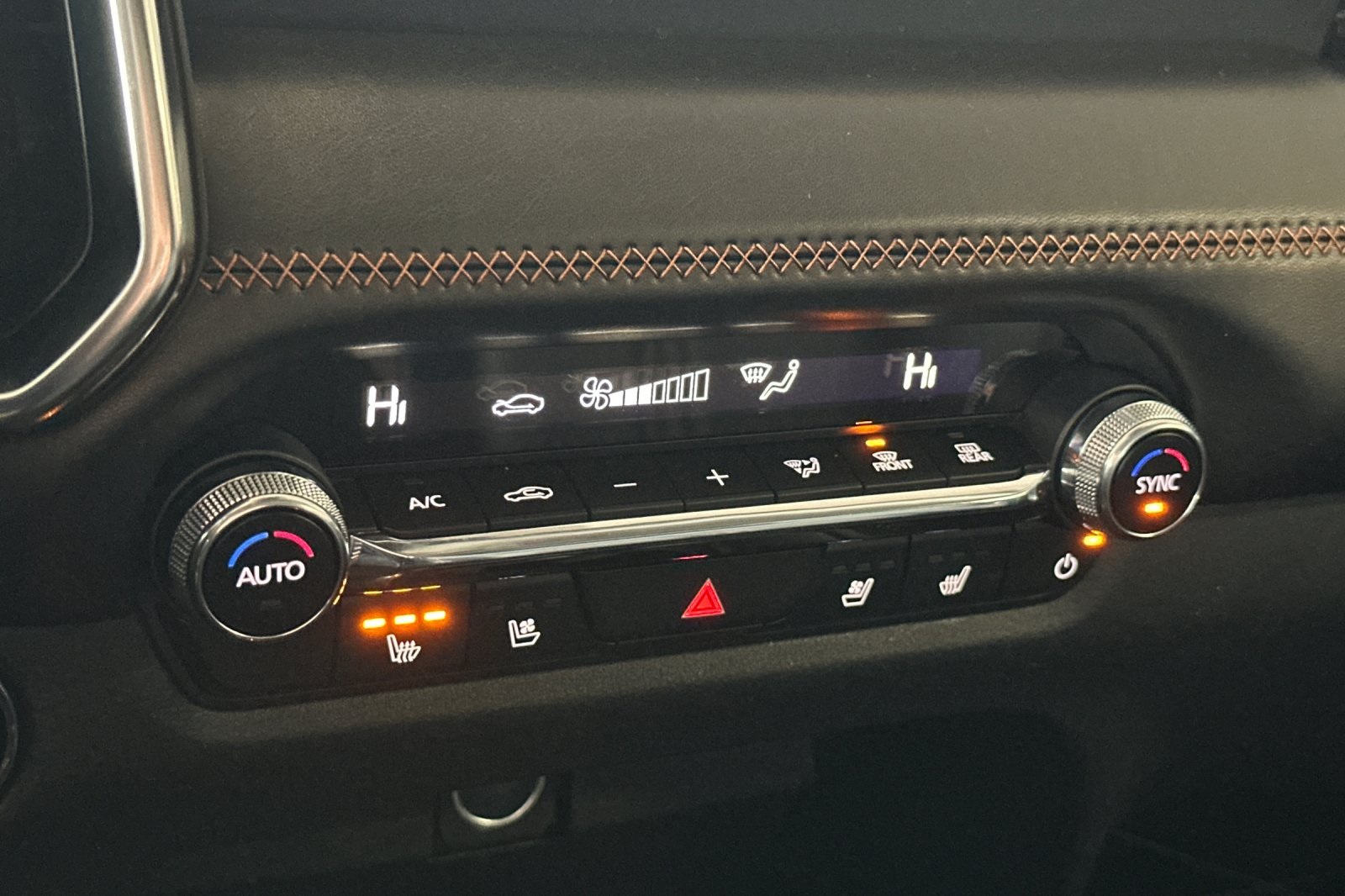 2025 Mazda CX-50 Premium Plus photo 18