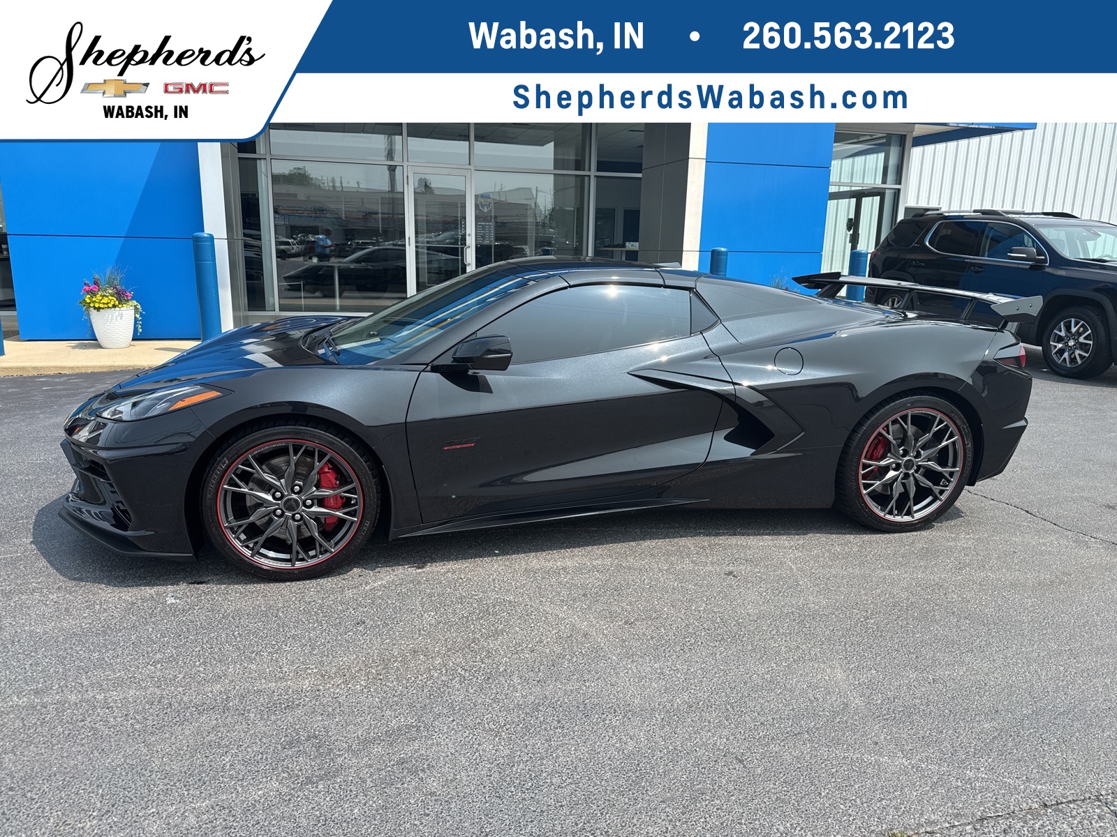 2023 Chevrolet Corvette Stingray 3LT photo 2