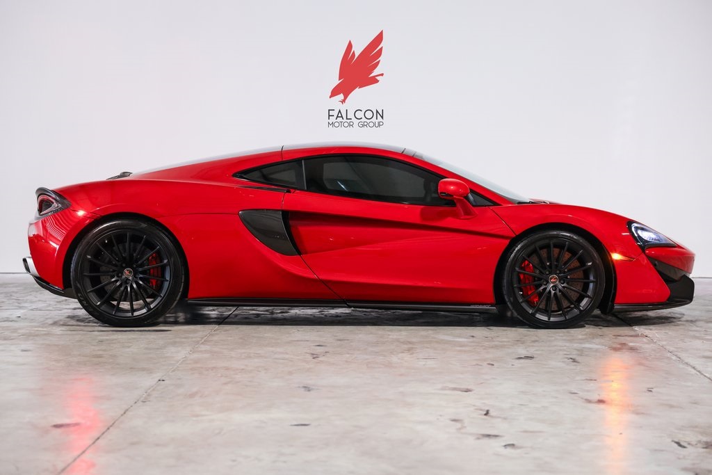 2018 McLaren 570GT Base's photo