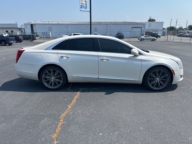 2015 Cadillac XTS Premium photo 5