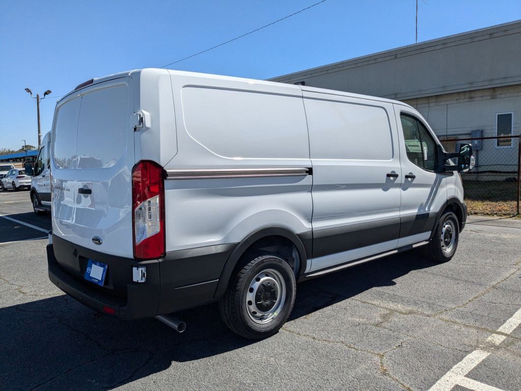 2025 Ford Transit photo 4
