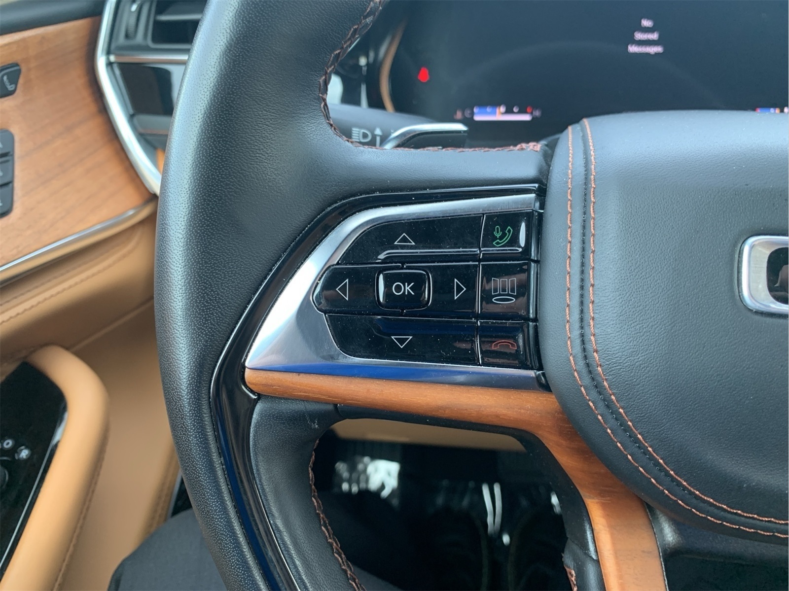 2024 Jeep Grand Cherokee L Summit photo 14