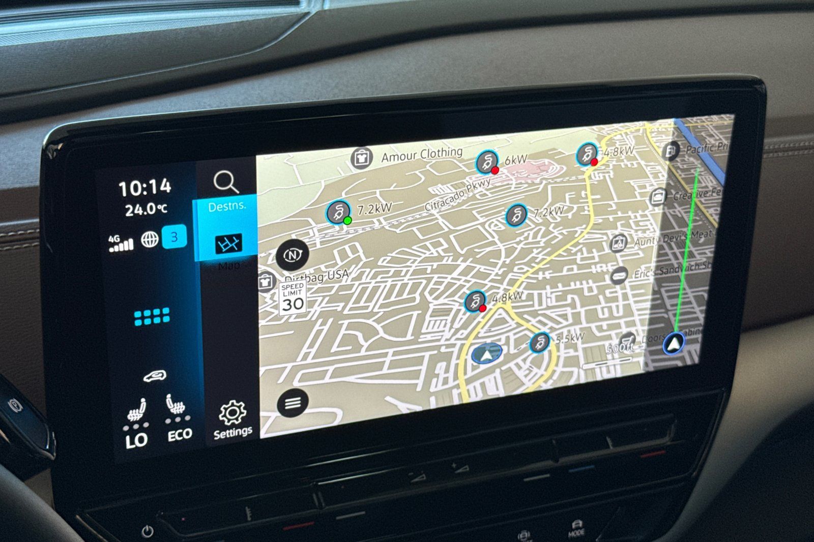 2023 Volkswagen ID.4 Pro photo 18
