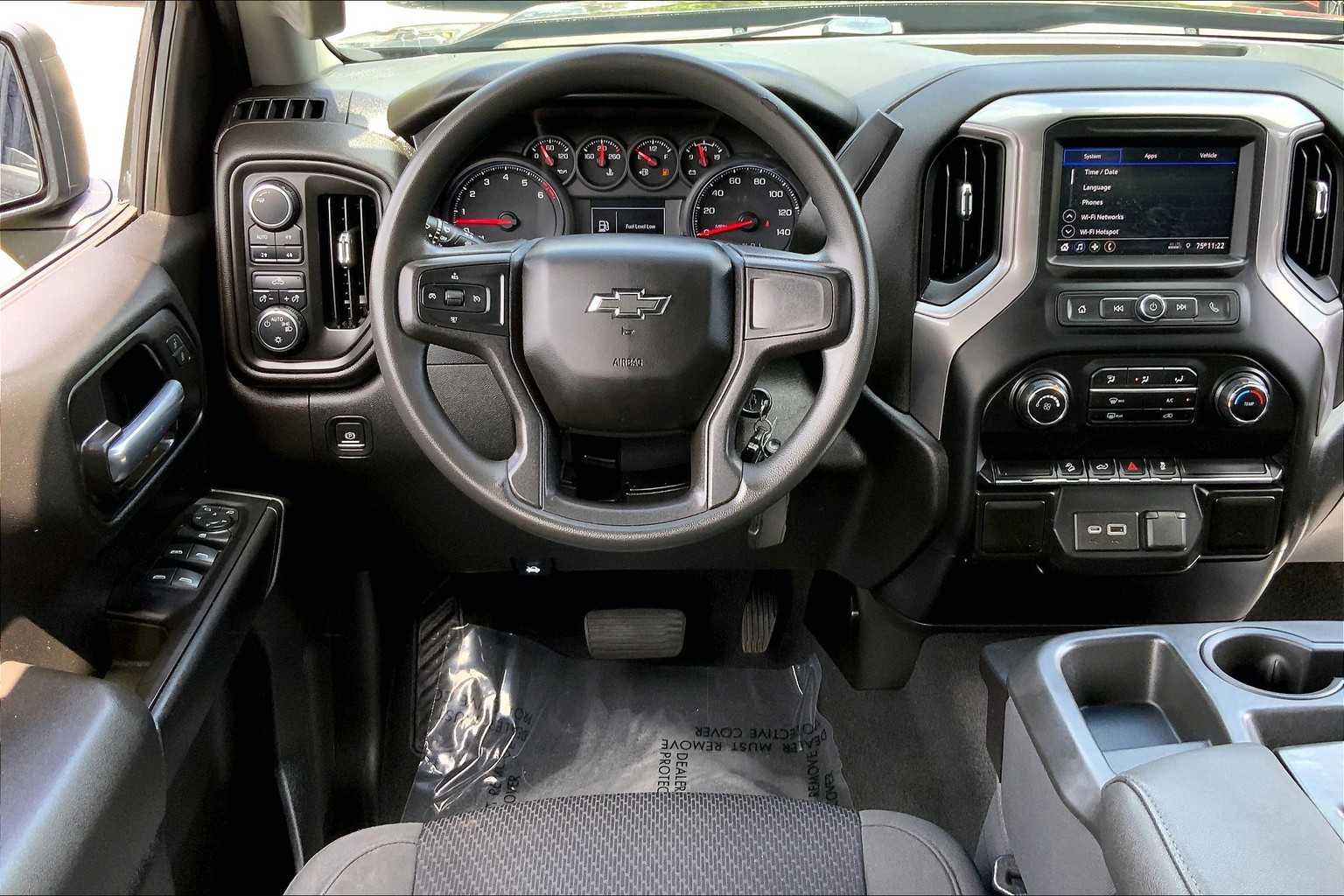 2021 Chevrolet Silverado 1500 Custom Trail Boss photo 4