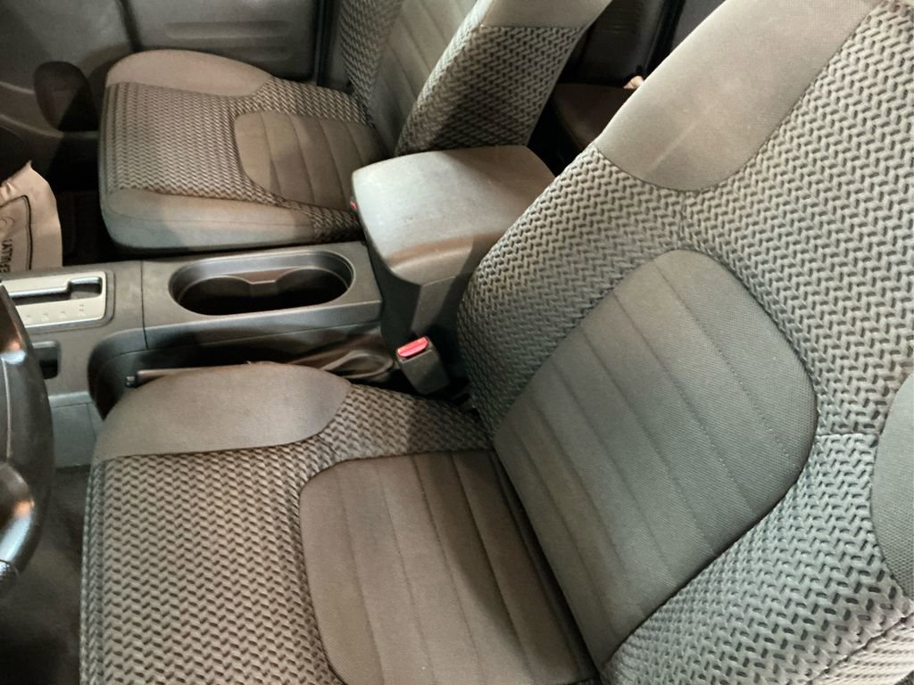 2019 Nissan Frontier SV photo 18