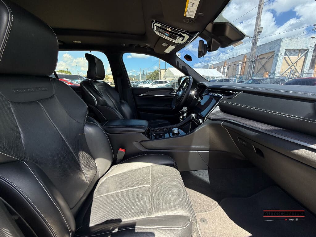 2022 Jeep Grand Cherokee L photo 4